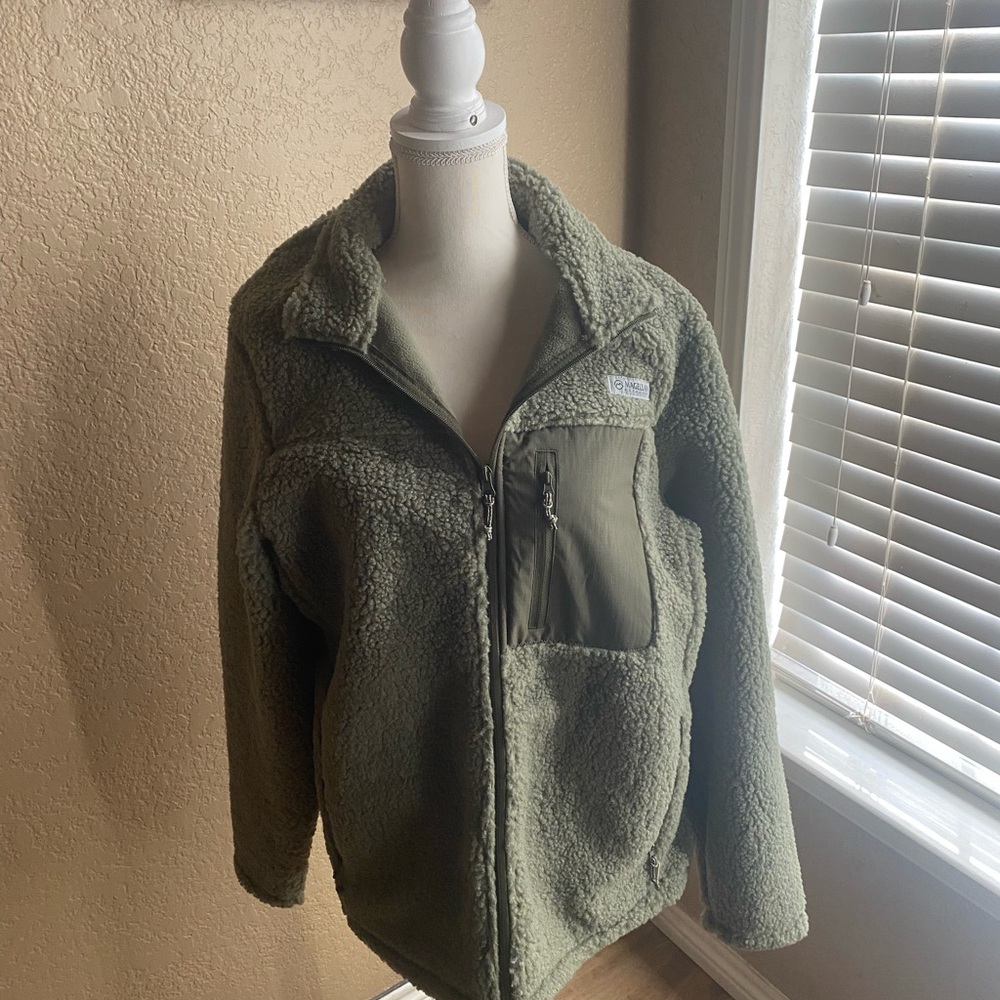 Magellan Olive Green Fleece Jacket